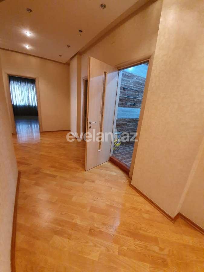 Satılır, yeni tikili, 3 otaqlı, 196 m², Şah İsmayıl Xətai m.