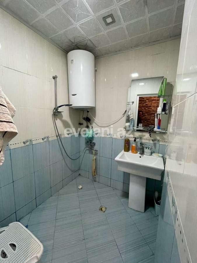 Satılır, köhnə tikili, 3 otaqlı, 80 m², Xalqlar Dostluğu m.