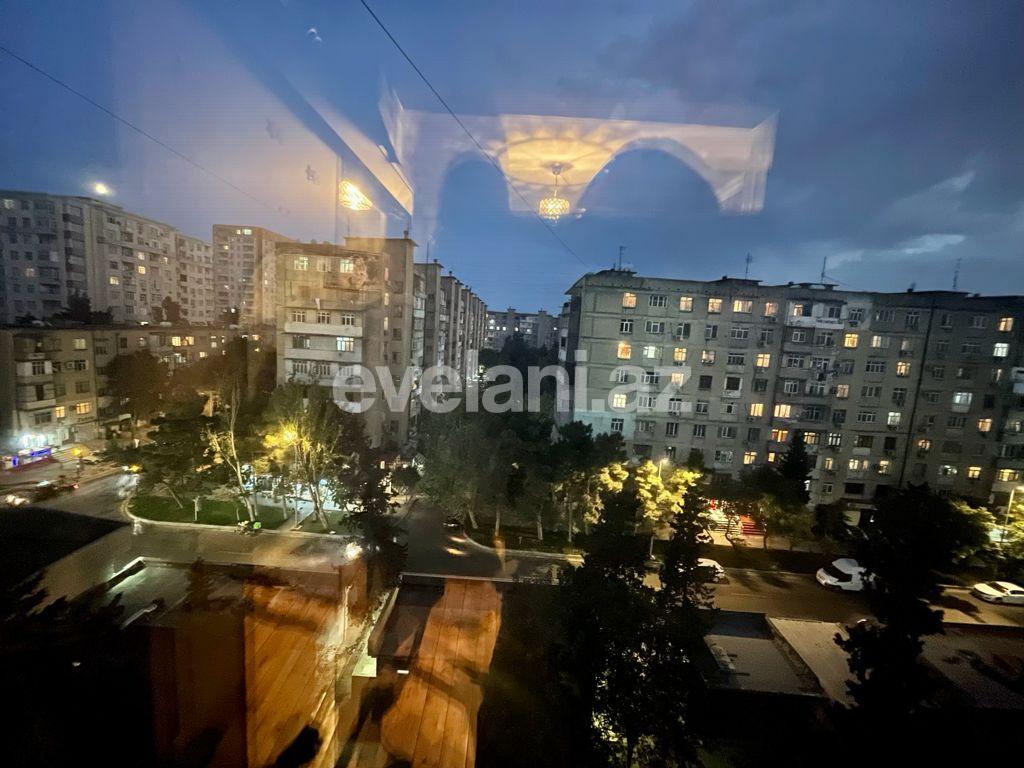 Satılır, köhnə tikili, 3 otaqlı, 80 m², Xalqlar Dostluğu m.