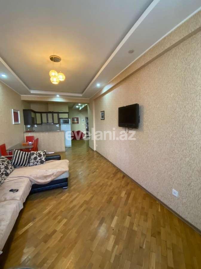 Продаётся, новостройка, 2-комнаты, 62 m², Низами m.