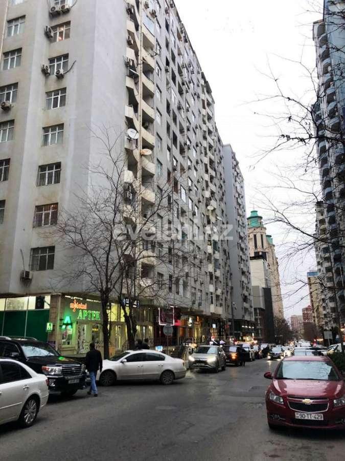 Продаётся, новостройка, 2-комнаты, 62 m², Низами m.