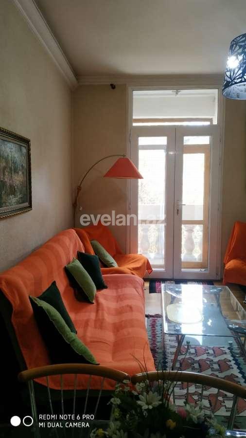 Kirayə verilir, köhnə tikili, 2 otaqlı, 60 m², Səbail r.