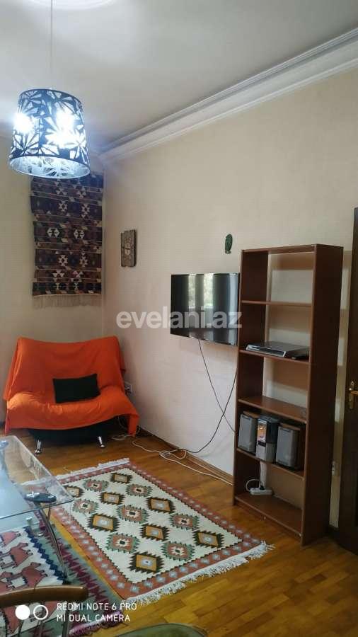 Kirayə verilir, köhnə tikili, 2 otaqlı, 60 m², Səbail r.