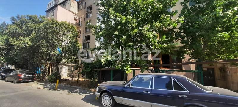 Sale, old building, 2 room, 47 m², Yasamal r.