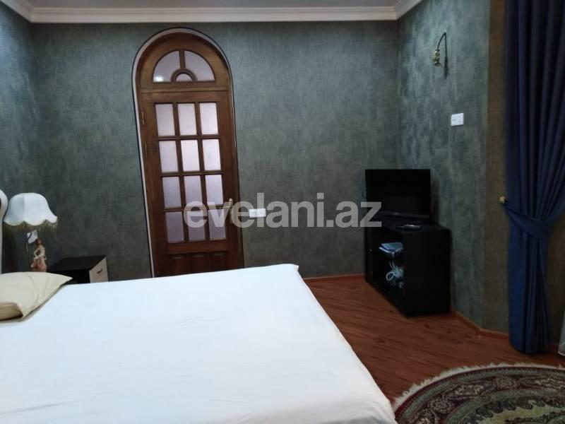 Sale, villa, 8 room, 700 m², Bakikhanov d.