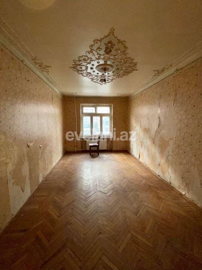 Satılır, köhnə tikili, 3 otaqlı, 80 m², Həzi Aslanov m.