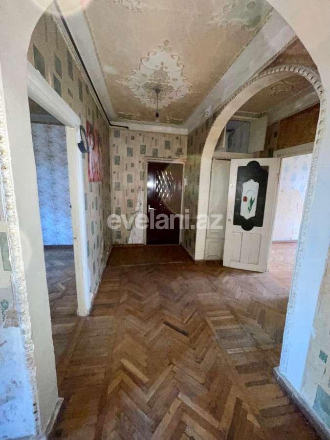 Satılır, köhnə tikili, 3 otaqlı, 80 m², Həzi Aslanov m.