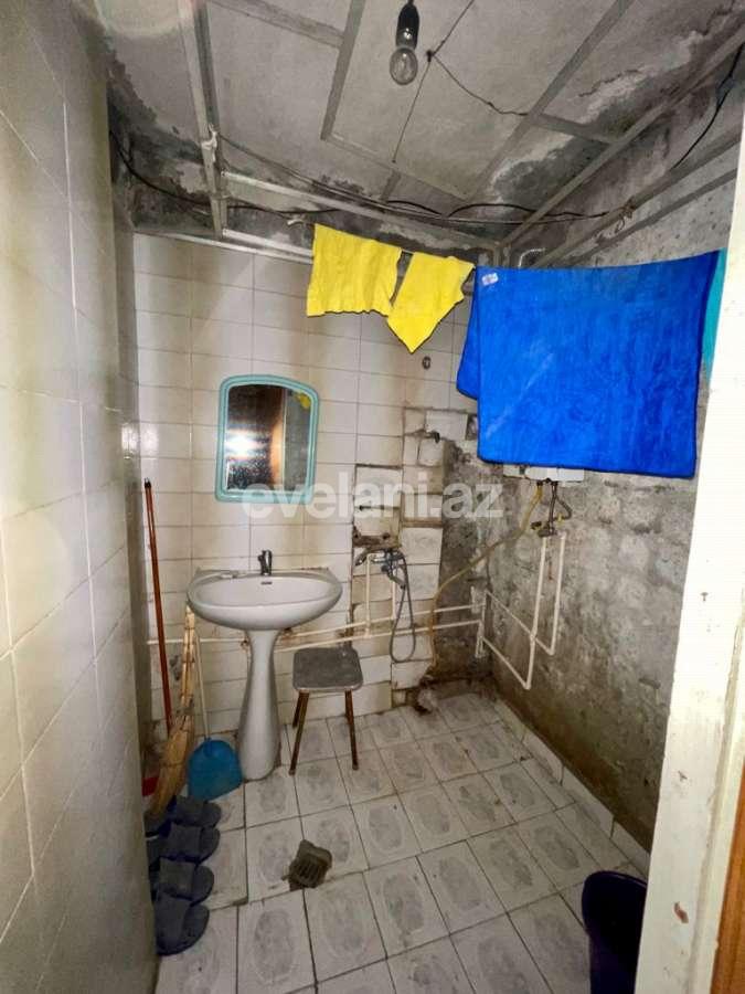 Satılır, köhnə tikili, 3 otaqlı, 80 m², Həzi Aslanov m.