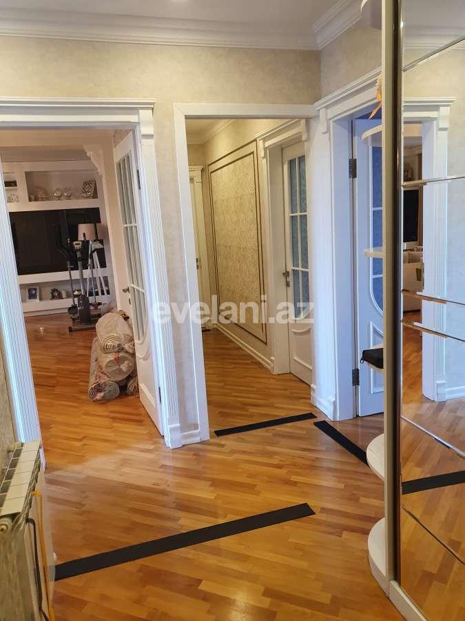 Satılır, köhnə tikili, 4 otaqlı, 120 m², Gənclik m.