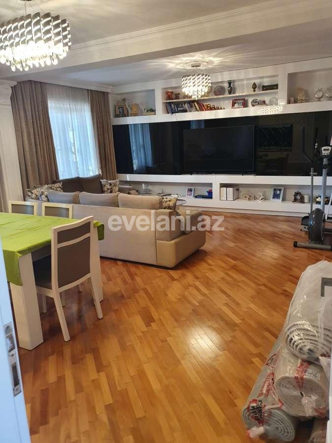 Satılır, köhnə tikili, 4 otaqlı, 120 m², Gənclik m.