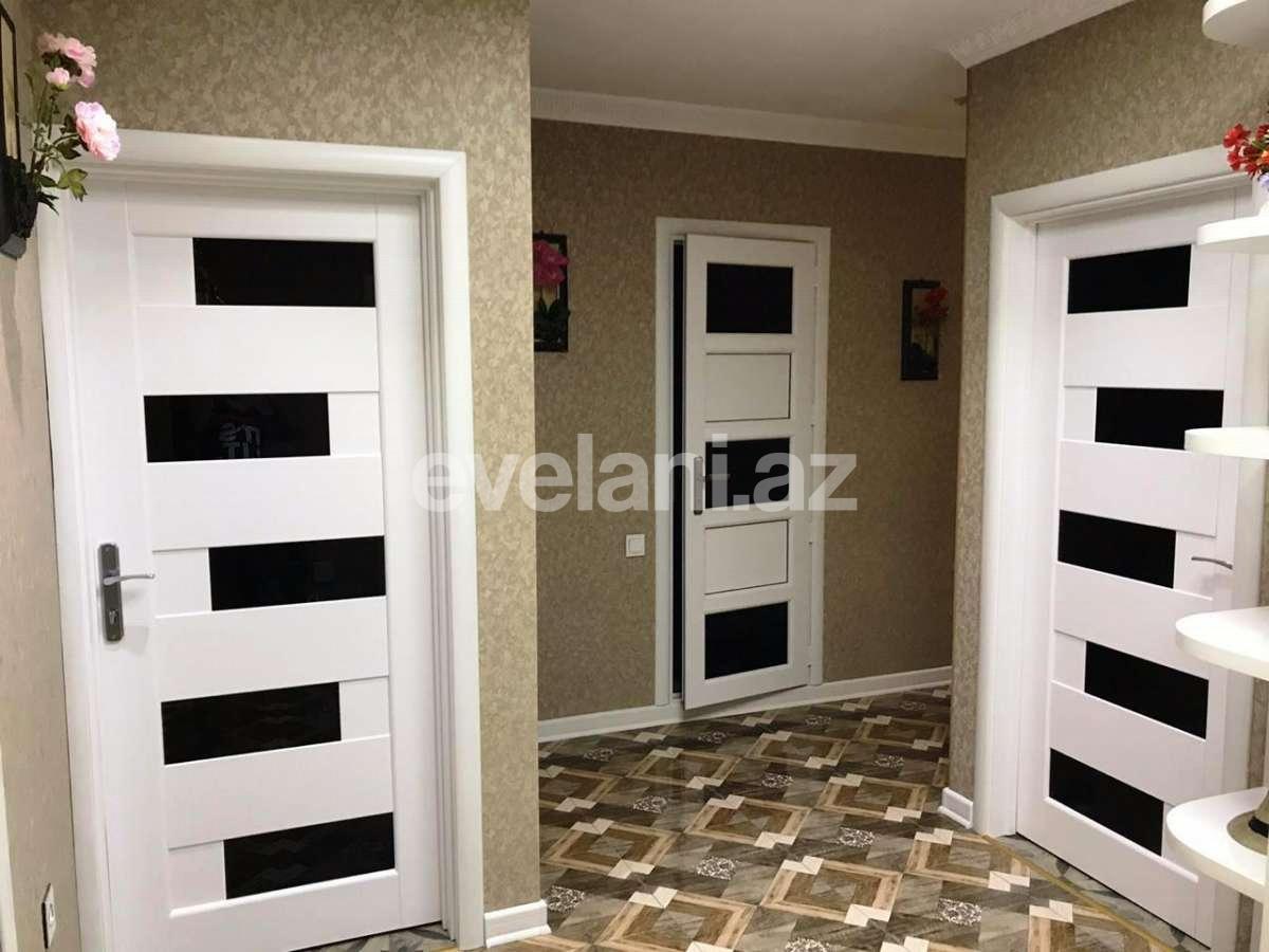 Satılır, köhnə tikili, 3 otaqlı, 90 m², Xalqlar Dostluğu m.