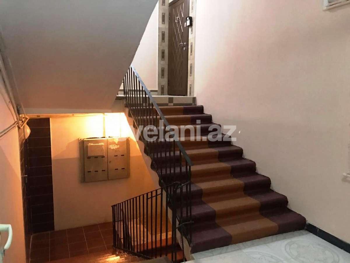 Satılır, köhnə tikili, 3 otaqlı, 90 m², Xalqlar Dostluğu m.