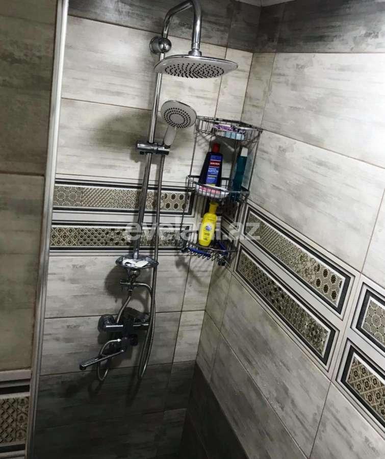 Satılır, köhnə tikili, 3 otaqlı, 90 m², Xalqlar Dostluğu m.