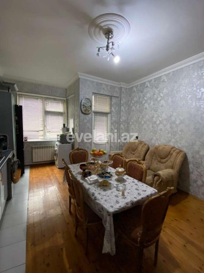 Satılır, yeni tikili, 2 otaqlı, 88 m², İnşaatçılar m.