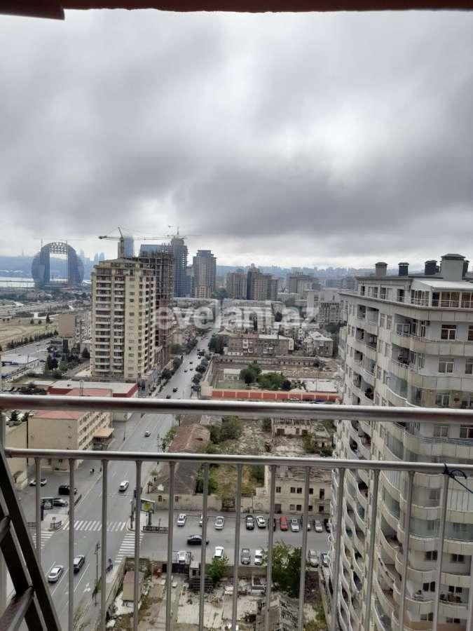 Продаётся, новостройка, 4-комнаты, 192 m², Хатаинский r.