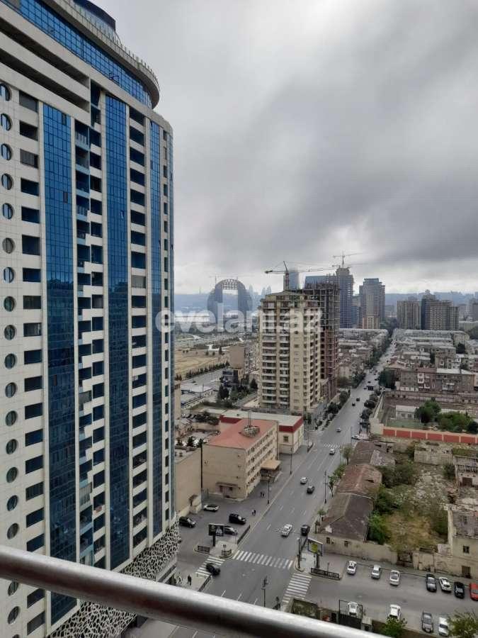 Продаётся, новостройка, 4-комнаты, 192 m², Хатаинский r.