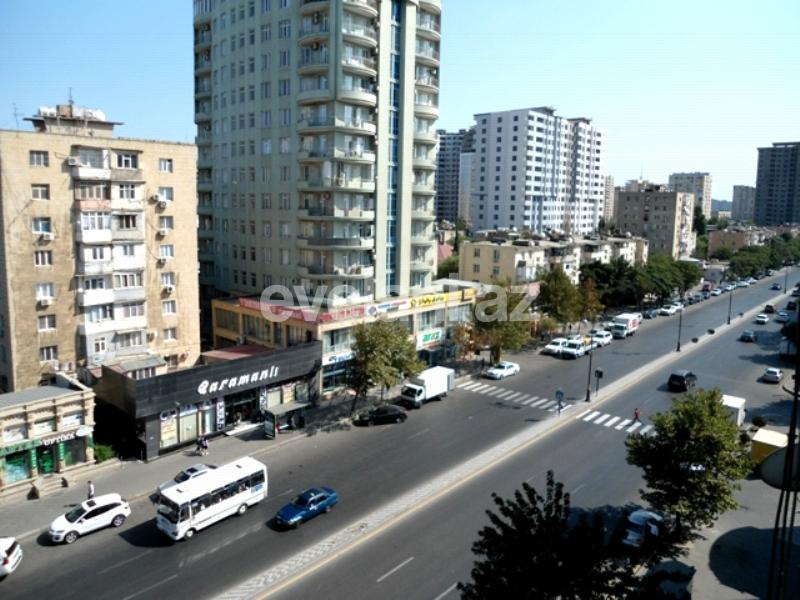 Satılır, köhnə tikili, 3 otaqlı, 80 m², Yasamal r.