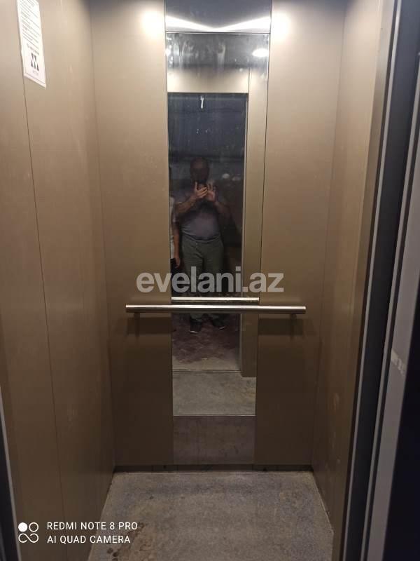 Satılır, köhnə tikili, 2 otaqlı, 65 m², Bakı, Nəsimi r, 28 may m.