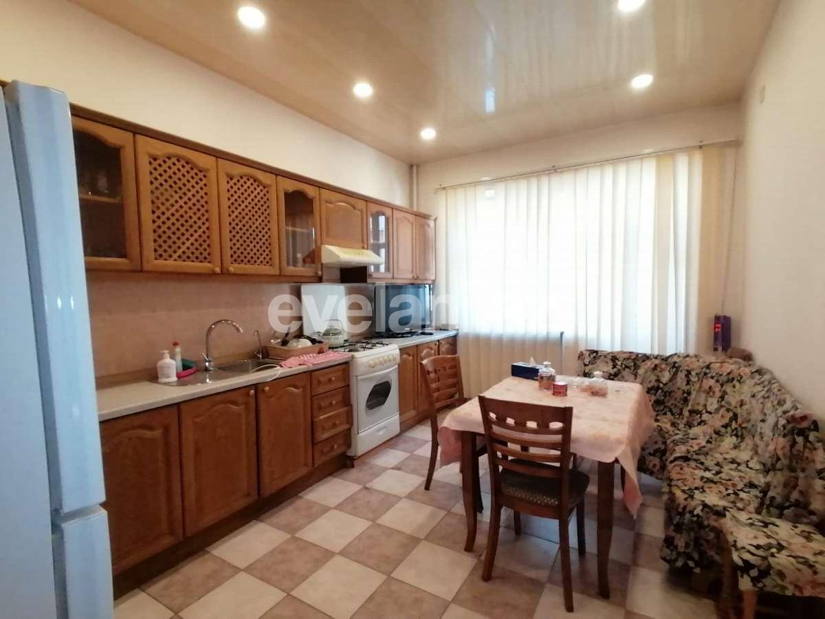 Satılır, yeni tikili, 2 otaqlı, 111 m², İnşaatçılar m.