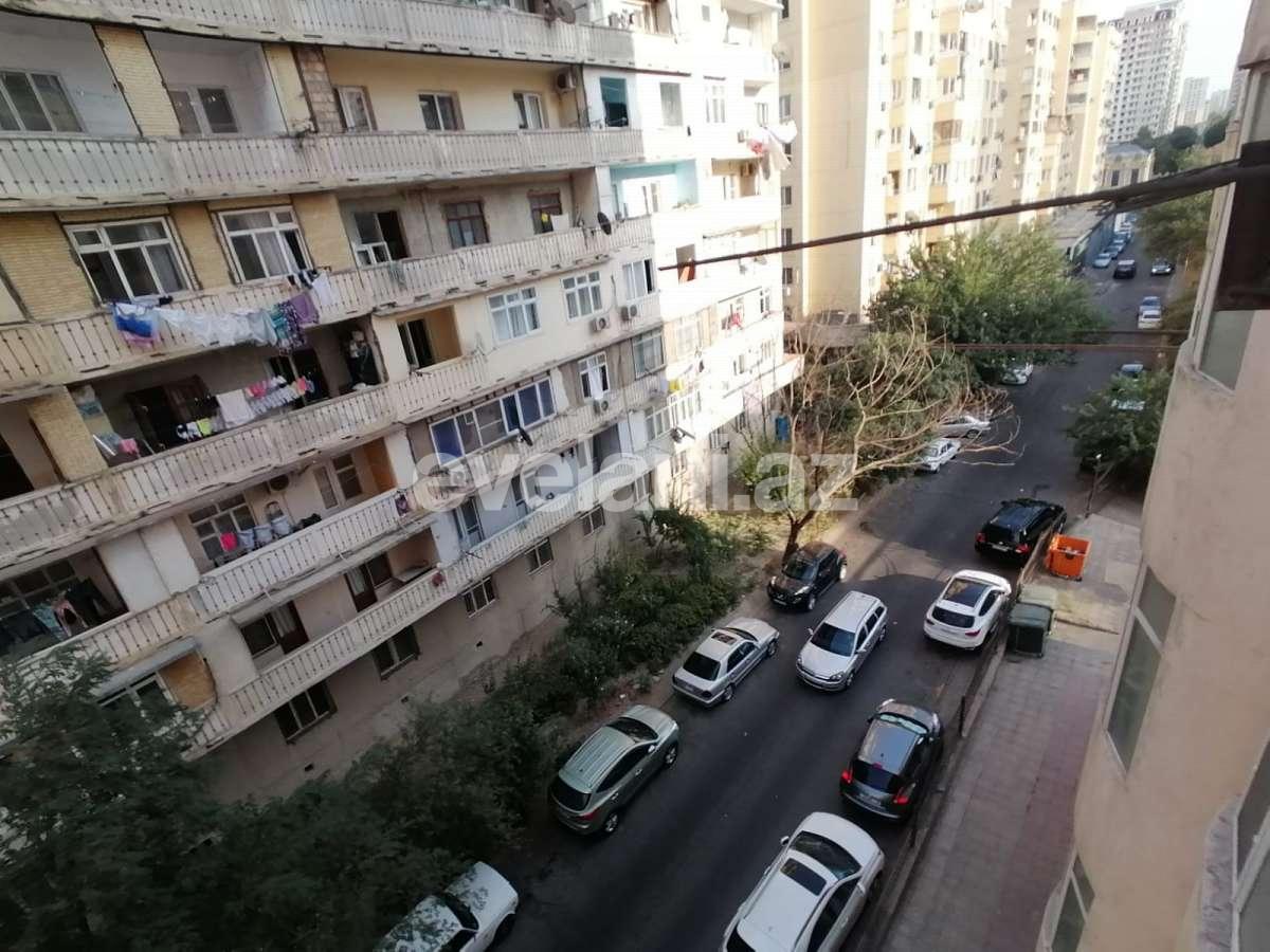 Satılır, yeni tikili, 2 otaqlı, 111 m², İnşaatçılar m.