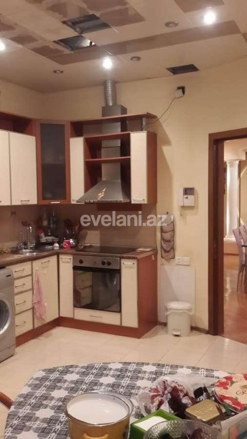 Satılır, yeni tikili, 4 otaqlı, 223 m², 28 may m.