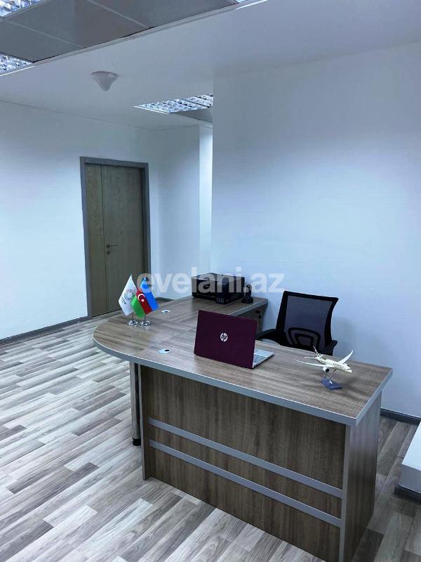 Kirayə verilir, ofis, 1 otaqlı, 30 m², Elmlər Akademiyası m.