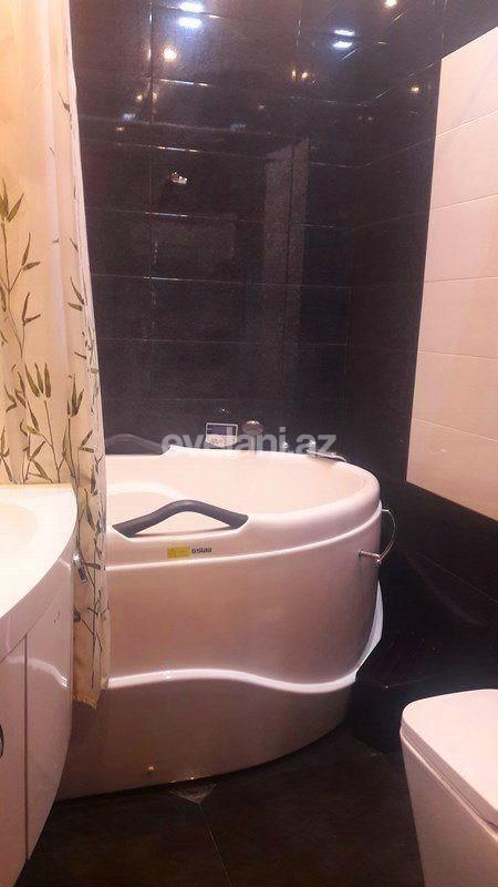 Satılır, yeni tikili, 3 otaqlı, 170 m², 28 may m.