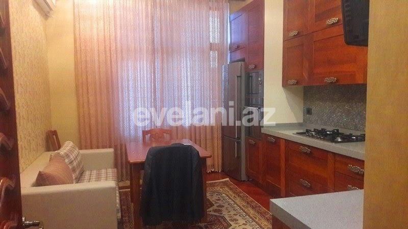 Satılır, yeni tikili, 3 otaqlı, 170 m², 28 may m.