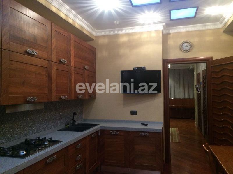 Satılır, yeni tikili, 3 otaqlı, 170 m², 28 may m.