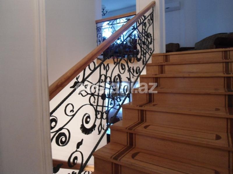 Satılır, həyət evi / bağ, 6 otaqlı, 400 m², Şüvəlan q.