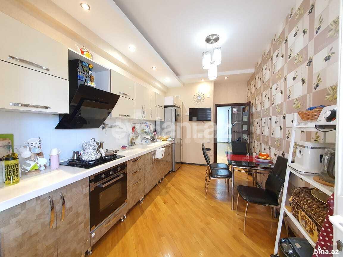 Satılır, yeni tikili, 3 otaqlı, 139 m², Azadlıq prospekti m.