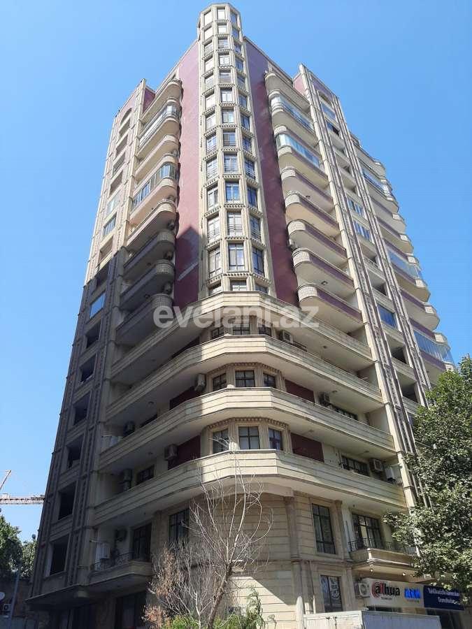 Satılır, yeni tikili, 4 otaqlı, 351 m², 28 may m.