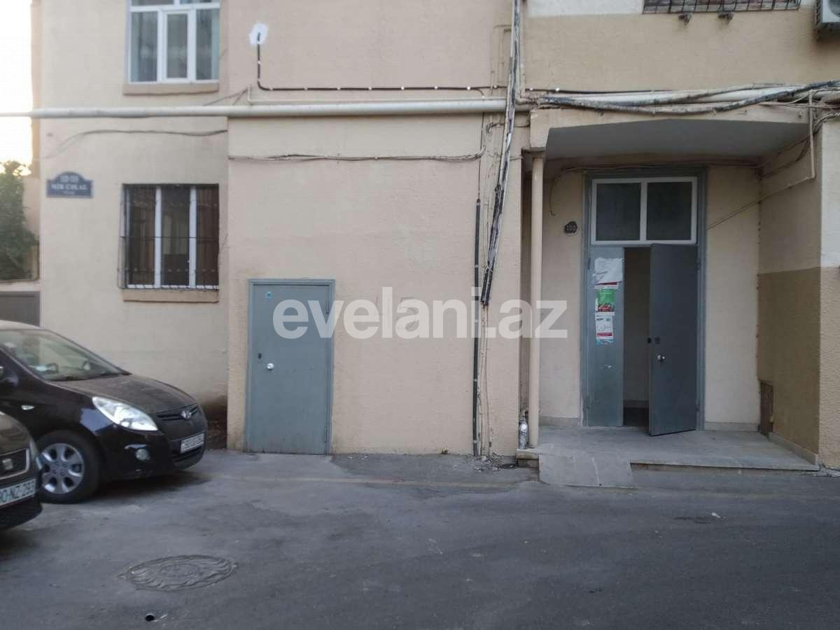 Sale, old building, 3 room, 64 m², Binagadi r.