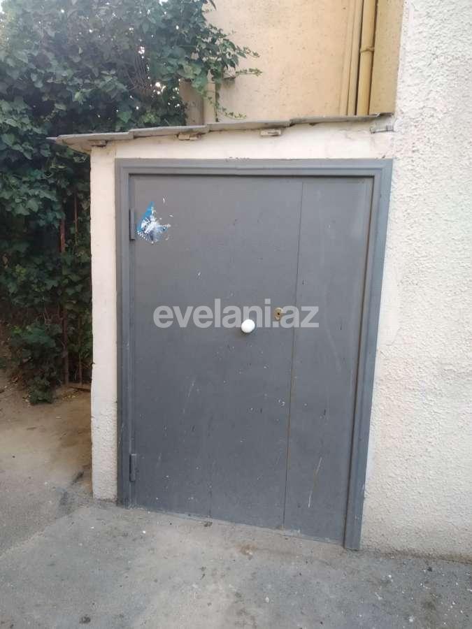 Sale, old building, 3 room, 64 m², Binagadi r.