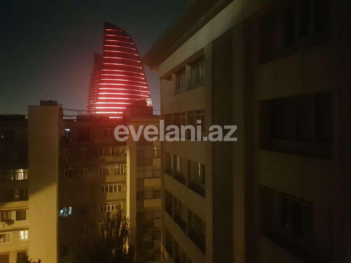 Rent, old building, 3 room, 100 m², Yasamal r.