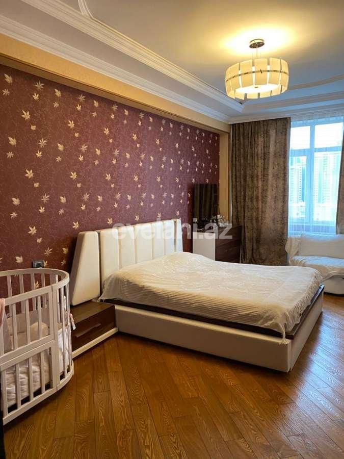 Satılır, yeni tikili, 3 otaqlı, 130 m², Şah İsmayıl Xətai m.