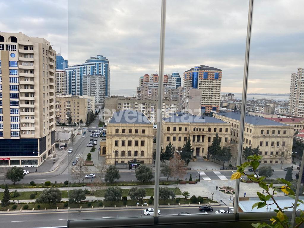 Satılır, yeni tikili, 3 otaqlı, 130 m², Şah İsmayıl Xətai m.