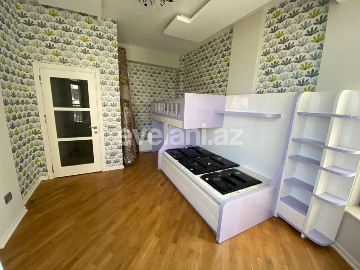 Satılır, yeni tikili, 3 otaqlı, 137 m², İnşaatçılar m.