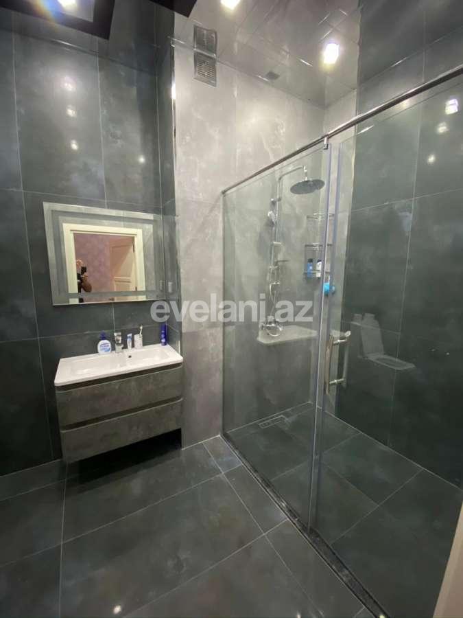 Satılır, yeni tikili, 3 otaqlı, 137 m², İnşaatçılar m.