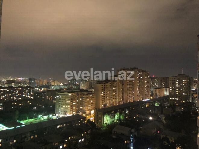 Satılır, yeni tikili, 3 otaqlı, 137 m², İnşaatçılar m.