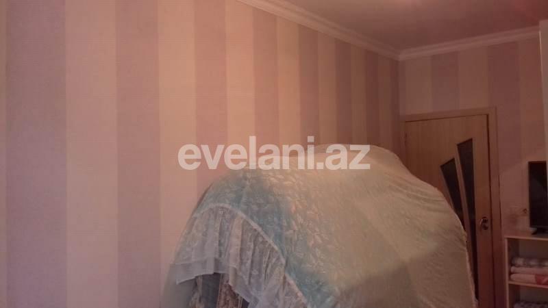 Satılır, köhnə tikili, 3 otaqlı, 70 m², Azadlıq prospekti m.