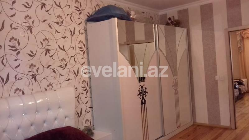 Satılır, köhnə tikili, 3 otaqlı, 70 m², Azadlıq prospekti m.