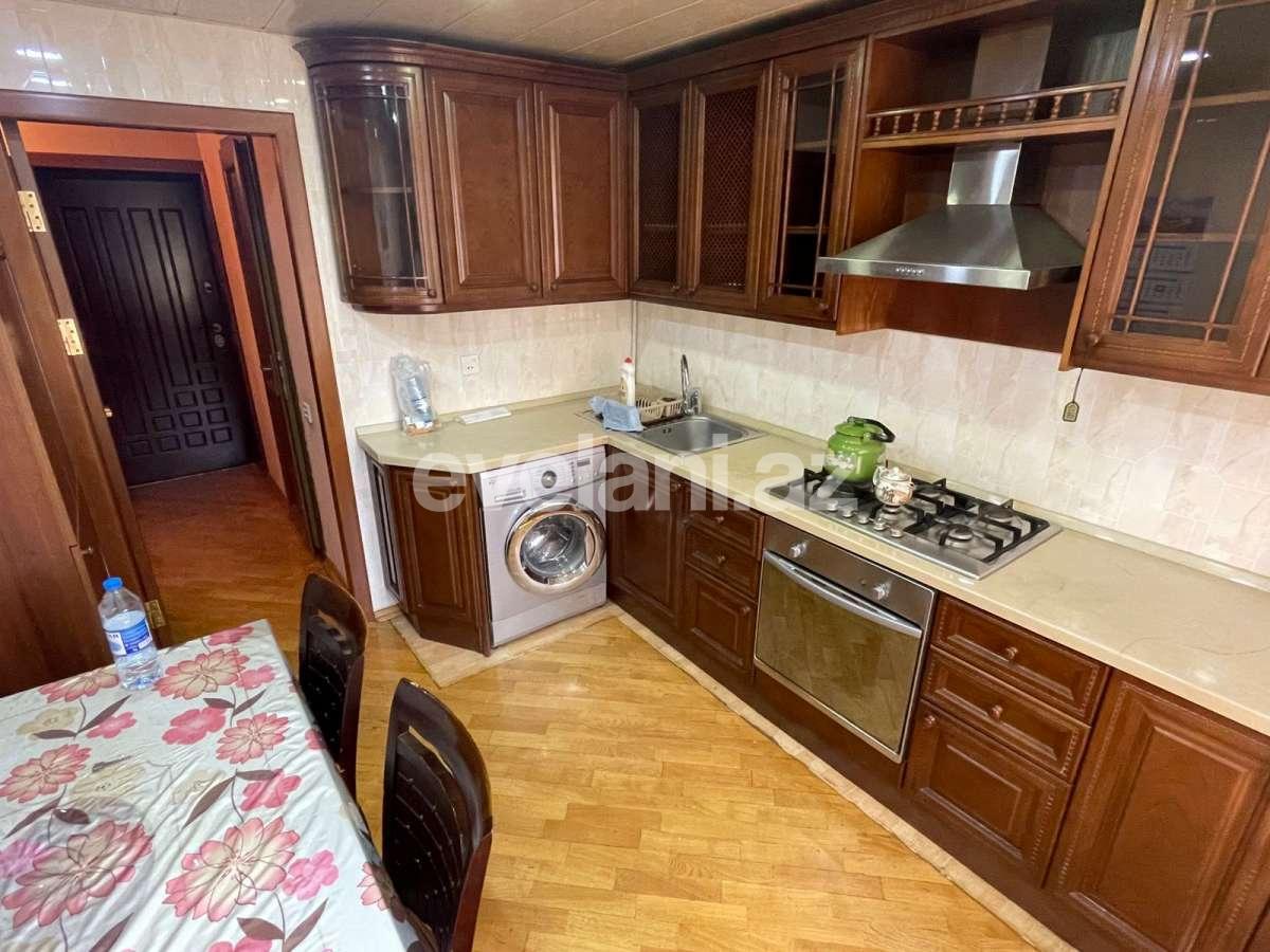 Kirayə verilir, köhnə tikili, 3 otaqlı, 80 m², Şah İsmayıl Xətai m.