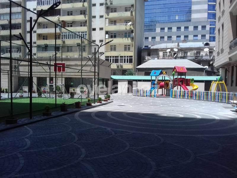 Satılır, yeni tikili, 2 otaqlı, 96 m², Nizami m.