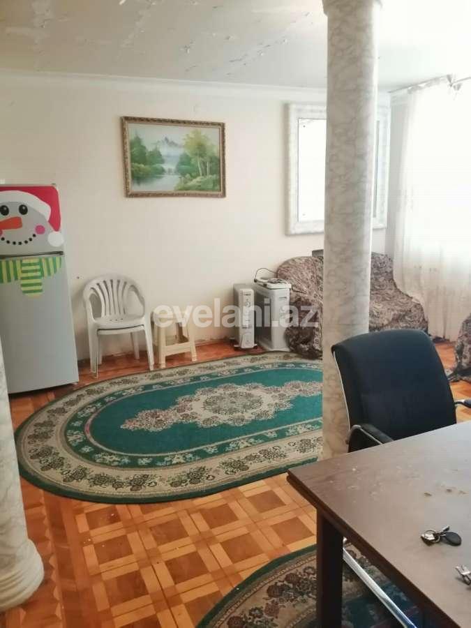 Rent, old building, 3 room, 65 m², Elmlar Akademiyası m.