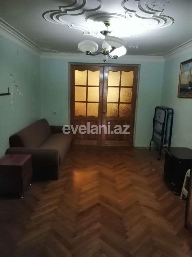 Rent, old building, 3 room, 65 m², Elmlar Akademiyası m.