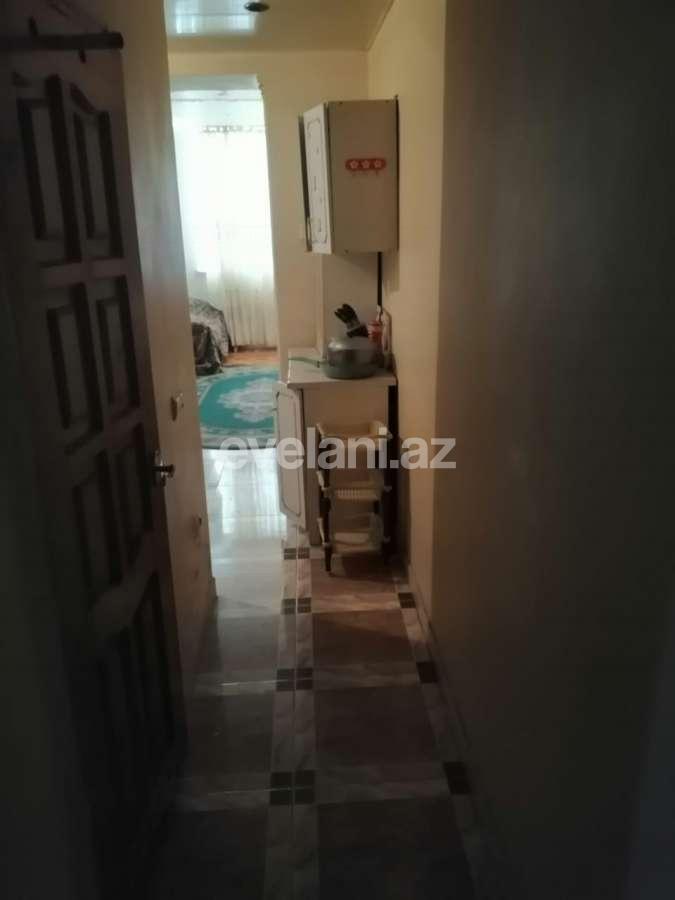 Rent, old building, 3 room, 65 m², Elmlar Akademiyası m.