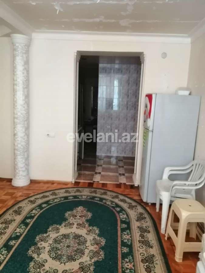 Rent, old building, 3 room, 65 m², Elmlar Akademiyası m.