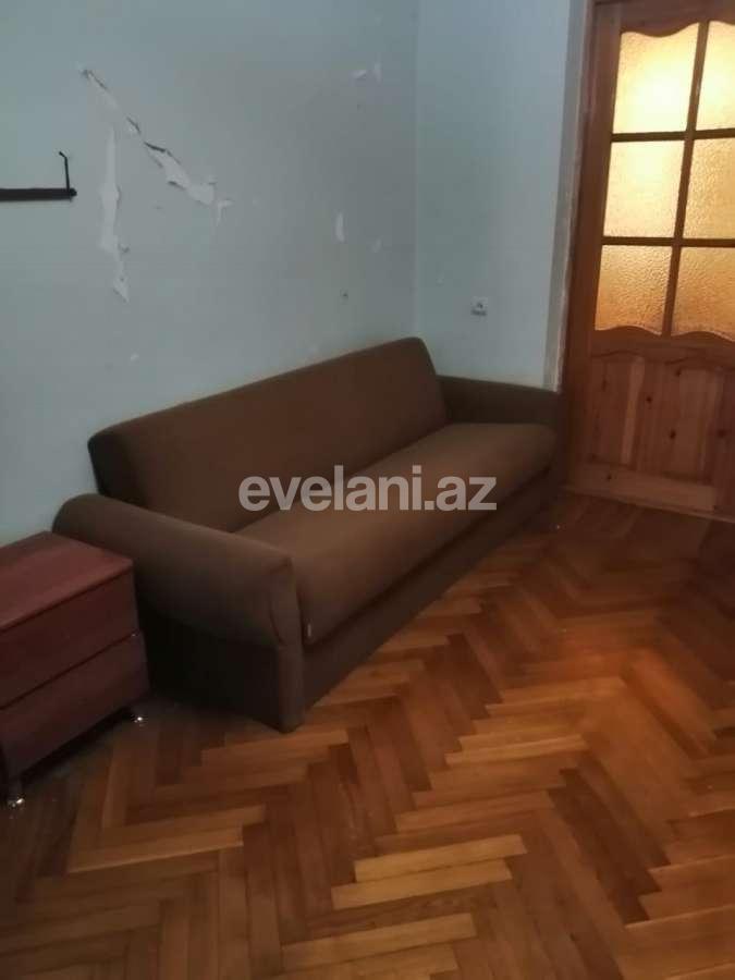 Rent, old building, 3 room, 65 m², Elmlar Akademiyası m.