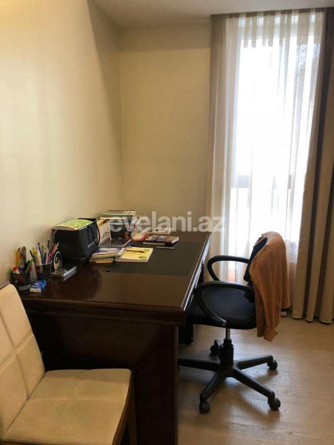 Satılır, yeni tikili, 5 otaqlı, 264 m², 28 may m.
